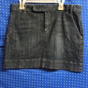 Gap denim sz 2 skirt lk nw worn once good cond